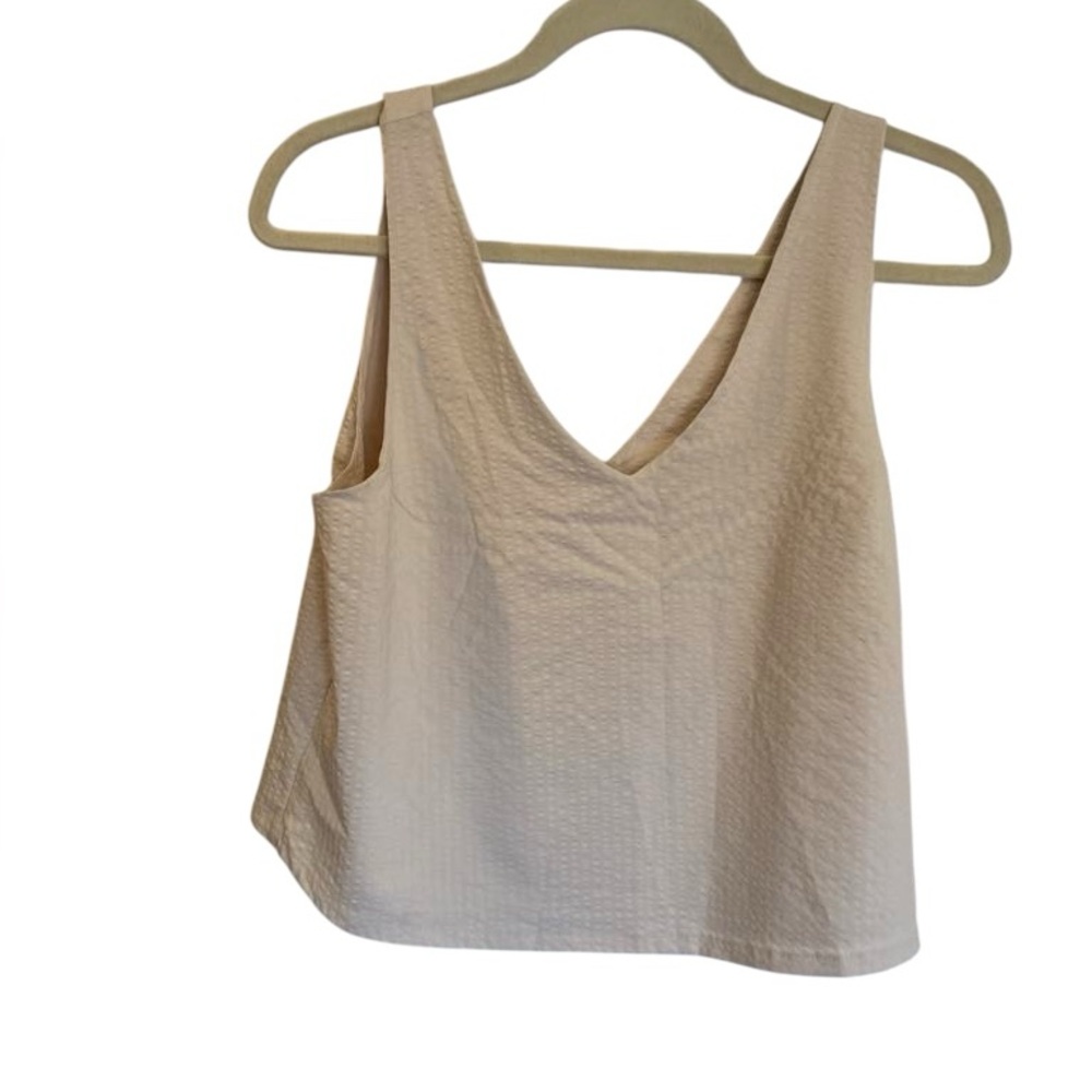 NWT Vuori villa textured cropped tank MILKWEED Size S